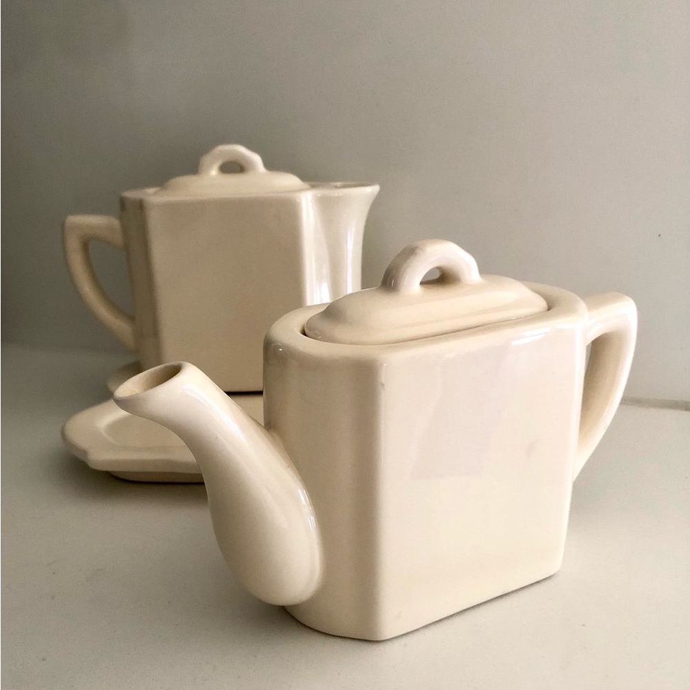 Restoration Hardware Tea Set